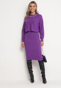 Born2be - Fioletowy Komplet Dzianinowa Sweter Ozdobiony Perełkami i Sukienka Midi Wisces. Kolor: fioletowy. Materiał: dzianina. Wzór: aplikacja